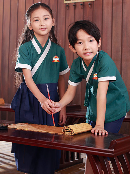 幼兒園夏季民國(guó)風(fēng)園服